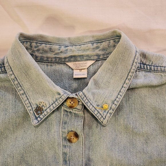 Christopher & Banks Embroidered Cats Light Wash Denim Shacket Size Medium - Picture 3 of 12